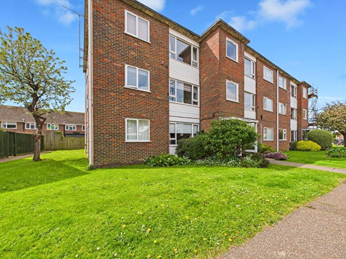 2 Bedroom Flat To Rent In Rectory Road, Shoreham-By-Sea, BN43