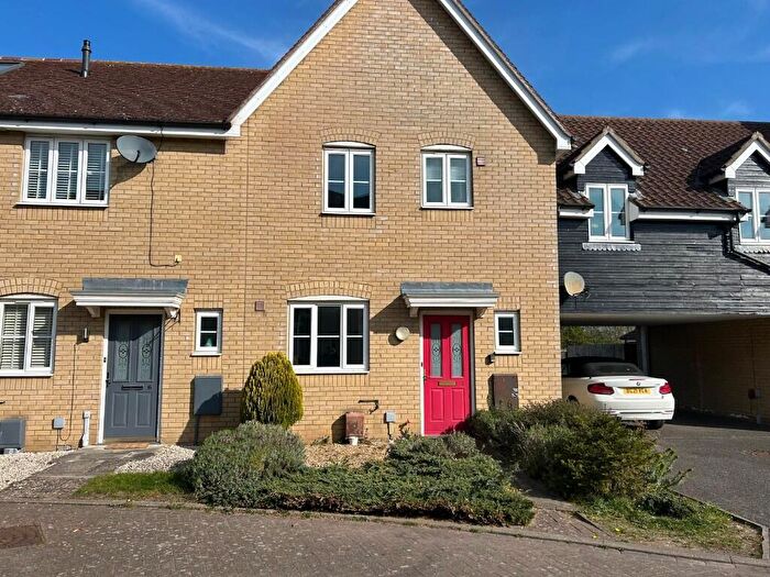 3 Bedroom End Of Terrace House To Rent In Skylark Close, Bury St. Edmunds, Suffolk, IP32