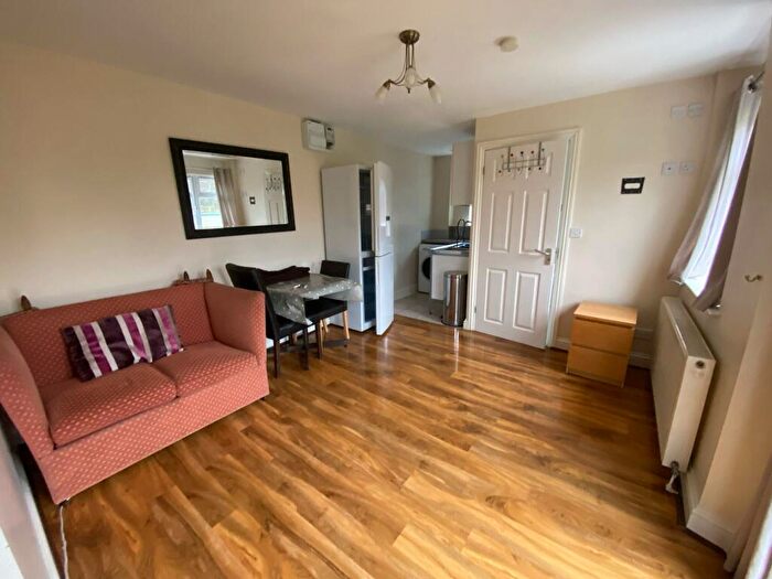 Studio To Rent In Newton Road, Sudbury, CO10