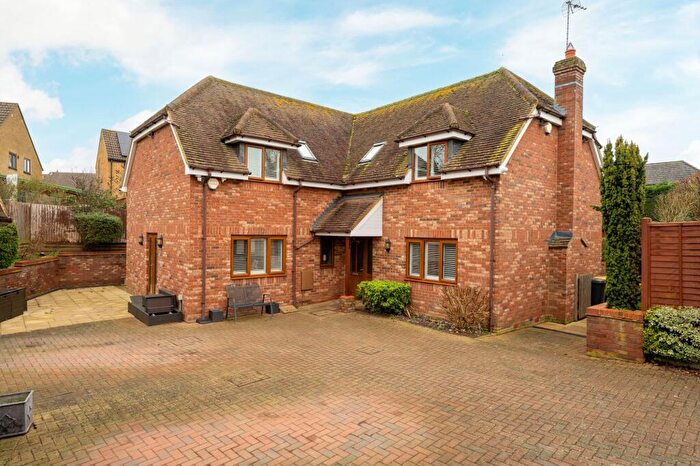 4 Bedroom Detached House For Sale In Mill Road, Sharnbrook, MK44