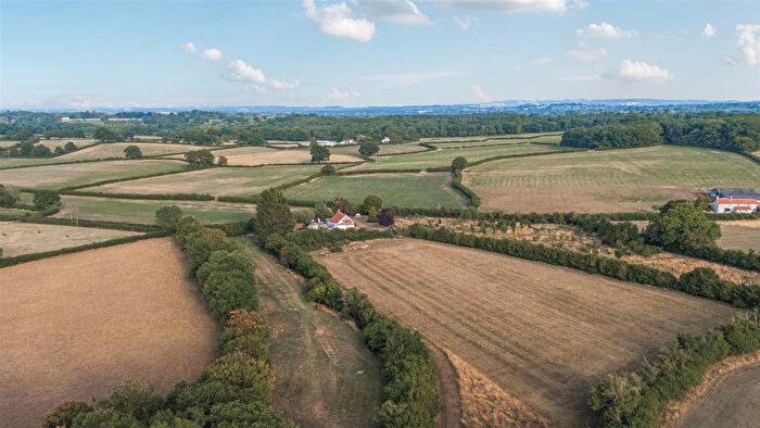 4 Bedroom Farmhouse For Sale In West Hatch, Taunton, TA3