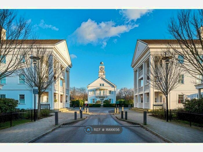 4 Bedroom Terraced House To Rent In Portland Close, Worcester Park, KT4