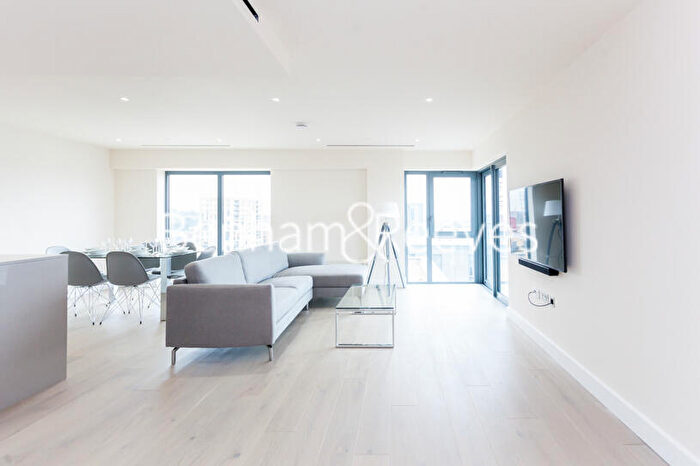 2 Bedroom Apartment To Rent In Beaufort Park, Colindale, NW9
