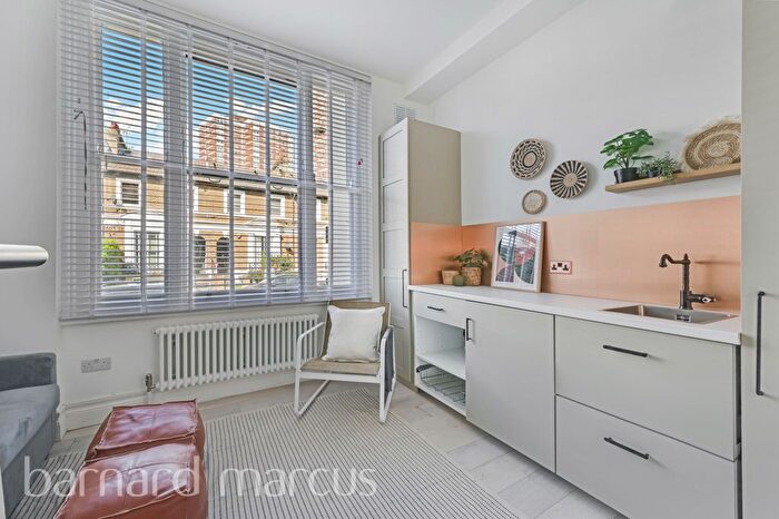 1 Bedroom Flat To Rent In Richmond Way, London, W12