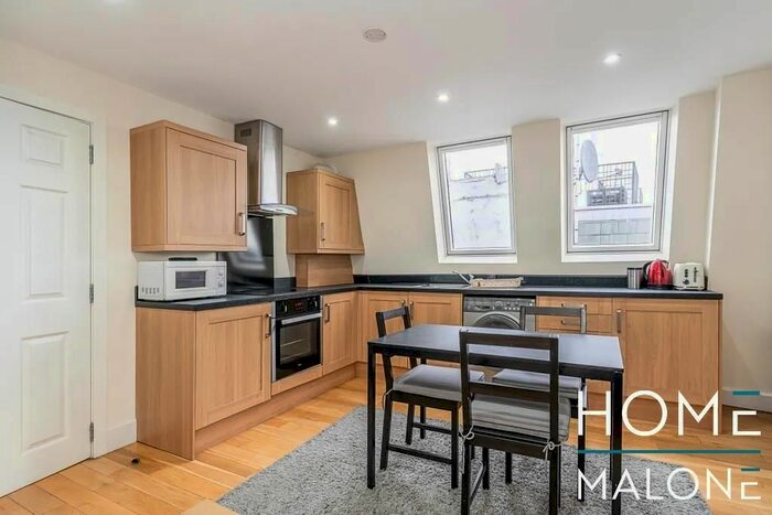 3 Bedroom Flat To Rent In Camden Road, London, N7
