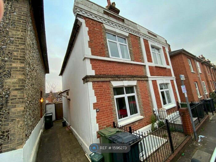 4 Bedroom Semi-Detached House To Rent In Drummond Road, Guildford, GU1