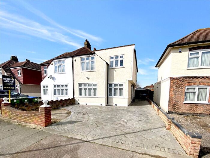 5 Bedroom Semi-Detached House For Sale In Ellison Road, Sidcup, Kent, DA15