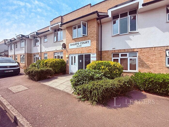 1 Bedroom Flat For Sale In Cooks Way, Hitchin, Hertfordshire, SG4