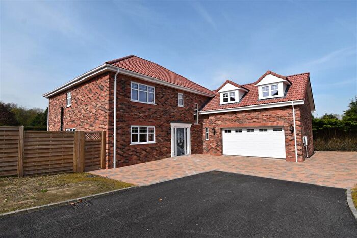 4 Bedroom House For Sale In Barnetby Lane, Elsham, Brigg, DN20