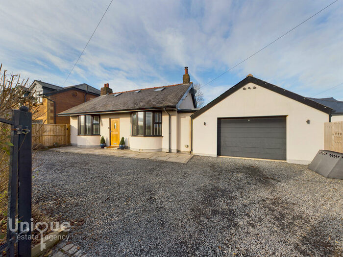 5 Bedroom Detached House To Rent In Ingle Nook, Stynall Lane, Hambleton, FY6