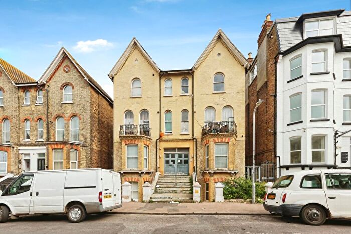 1 Bedroom Flat For Sale In Athelstan Road, Margate, Kent, CT9