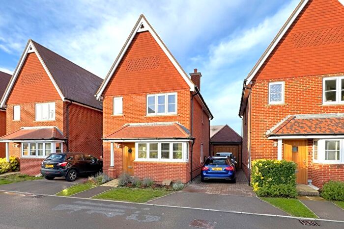 3 Bedroom Detached House To Rent In Chambers Way, Wokingham, RG40