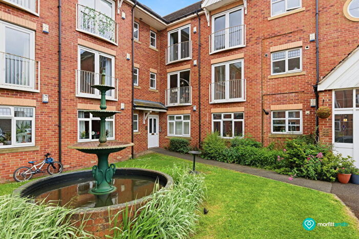 2 Bedroom Flat For Sale In Bole Hill Close, Walkley, Sheffield, S6