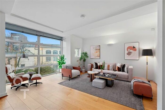 2 Bedroom Flat To Rent In Grafton Yard, London, NW5