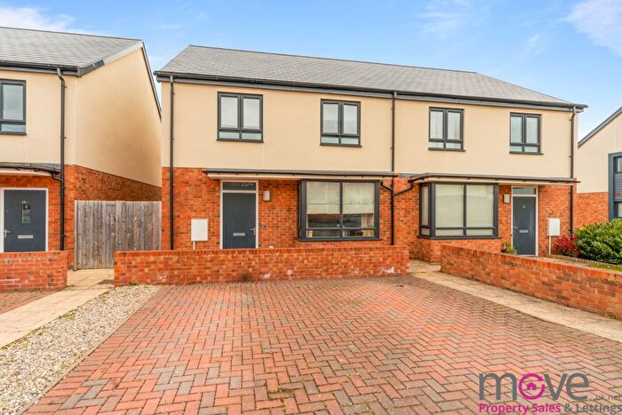 4 Bedroom Detached House To Rent In Folly Lane, Cheltenham, GL50