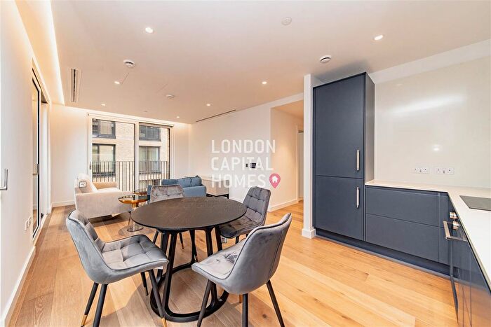 1 Bedroom Flat To Rent In Sovereign Court, Jubilee Walk, London, WC1X