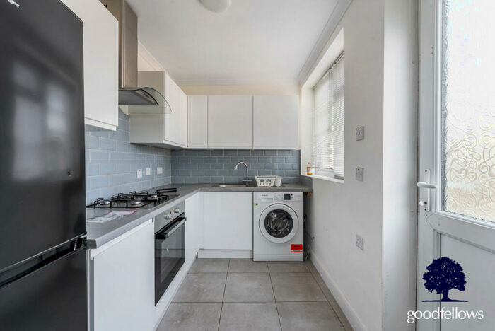 3 Bedroom Terraced House To Rent In Bordesley Road, Morden, SM4