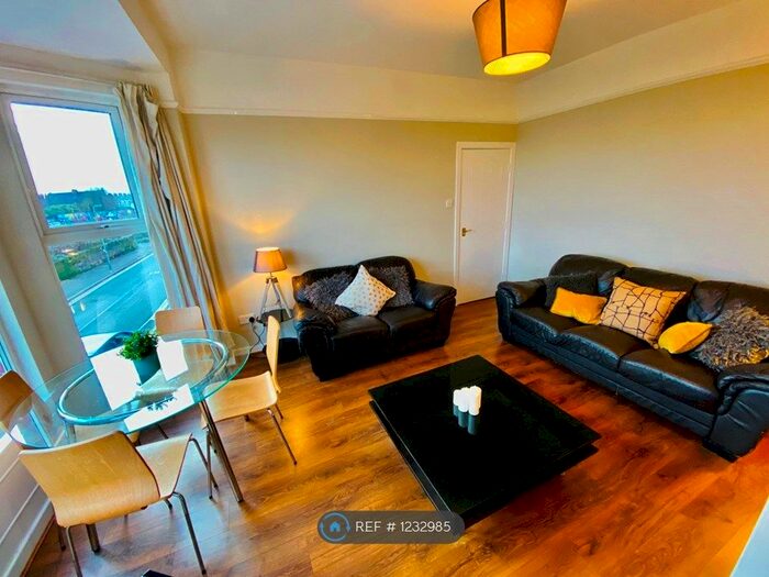 4 Bedroom Terraced House To Rent In Penny Lane, Liverpool L18