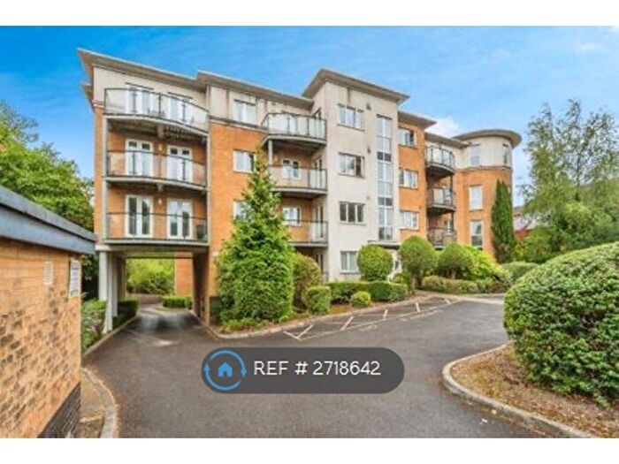 1 Bedroom Flat To Rent In Rosida Gardens, Southampton, SO15