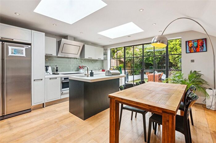 4 Bedroom Terraced House To Rent In Eddiscombe Road, London, SW6