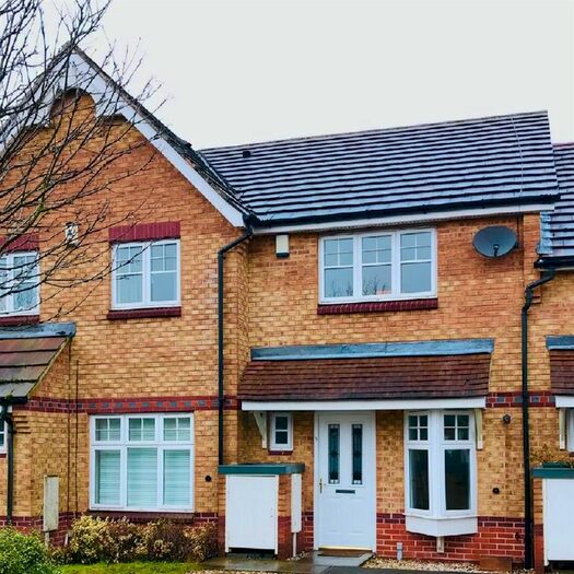 2 Bedroom Property To Rent In Versailles Gardens, Hucknall, Nottingham, NG15