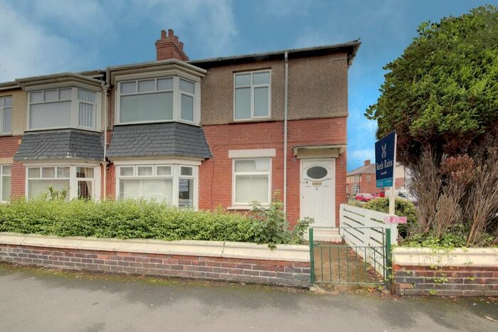 2 Bedroom Flat To Rent In Gordon Road, Blyth, Northumberland, NE24