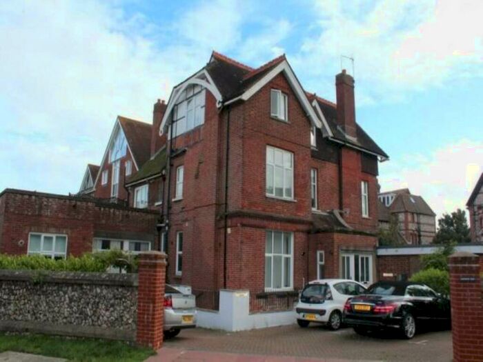 Studio To Rent In Meads Road, Eastbourne, East Sussex, BN20