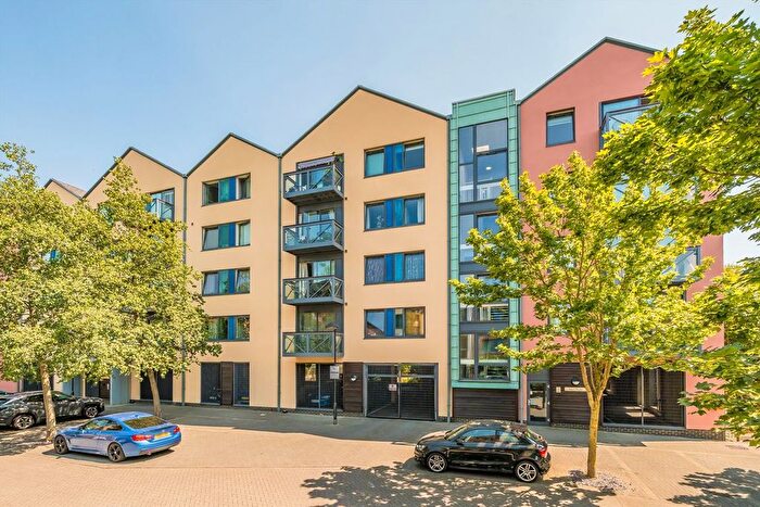 1 Bedroom Flat For Sale In Union Lane, Isleworth, TW7