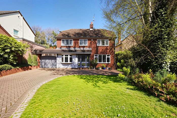 5 Bedroom Detached House For Sale In Blythwood Gardens, Stansted, CM24