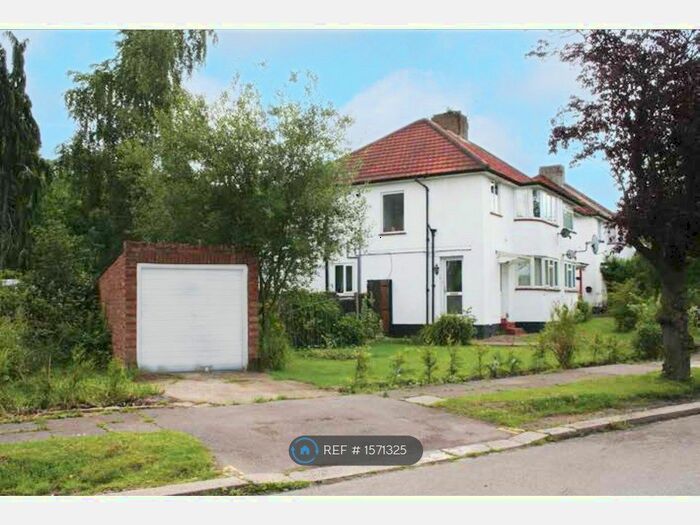 1 Bedroom Flat To Rent In Laleham Avenue, London, NW7