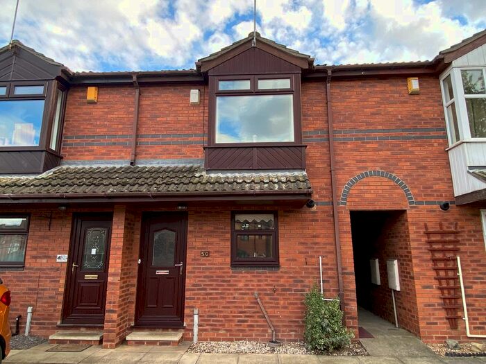 2 Bedroom Town House To Rent In St Johns Court, Goole, East Yorkshire, DN14