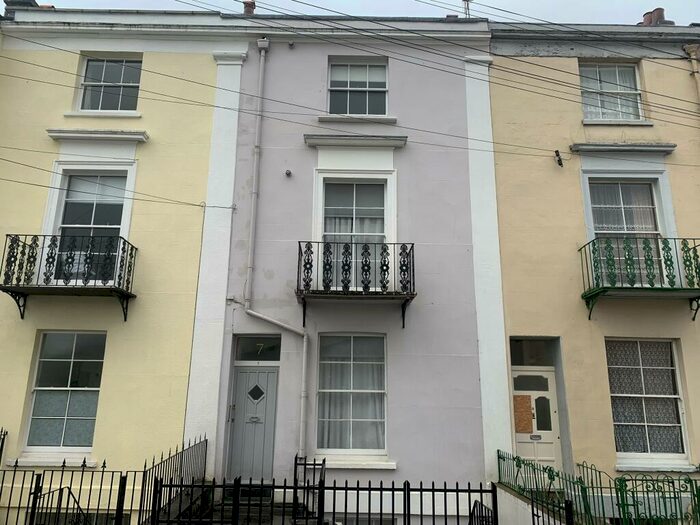 1 Bedroom Flat To Rent In Oakfield Place, Clifton, Bristol, BS8