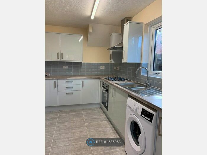 3 Bedroom Semi-Detached House To Rent In Germander Place, Milton Keynes, MK14