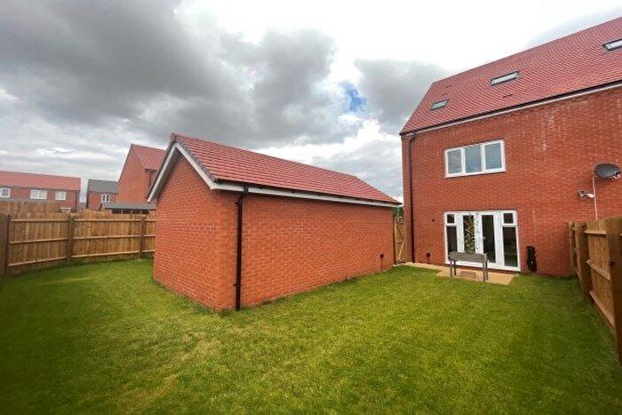3 Bedroom Property To Rent In Gallimore Drive, Lichfield, WS14