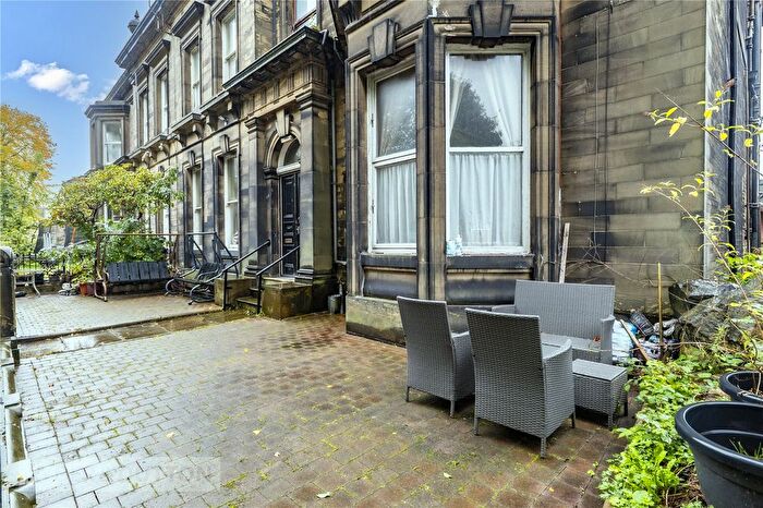 8 Bedroom Semi Detached House For Sale In Park Road, Halifax, Calderdale, HX1