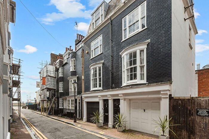 2 Bedroom Semi-Detached House For Sale In Charles Street, Brighton, BN2