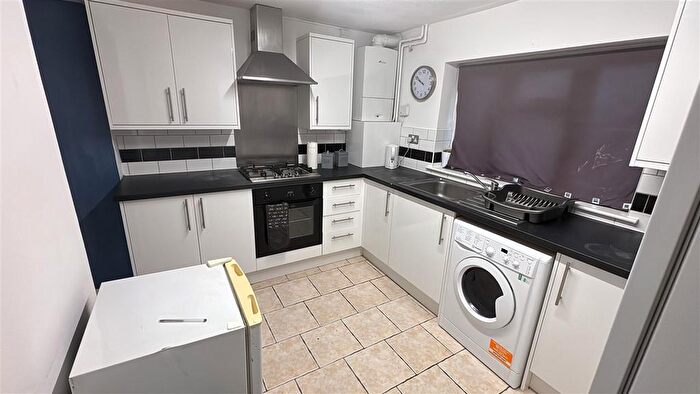 1 Bedroom End Of Terrace House To Rent In Tennyson Avenue, Canterbury, CT1