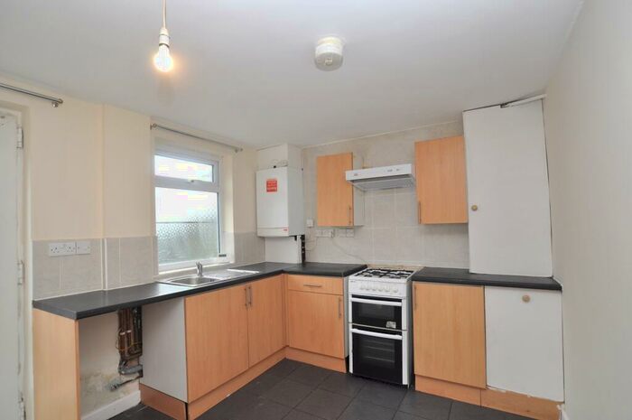 2 Bedroom Flat To Rent In Coventry Close, Stevenage, SG1