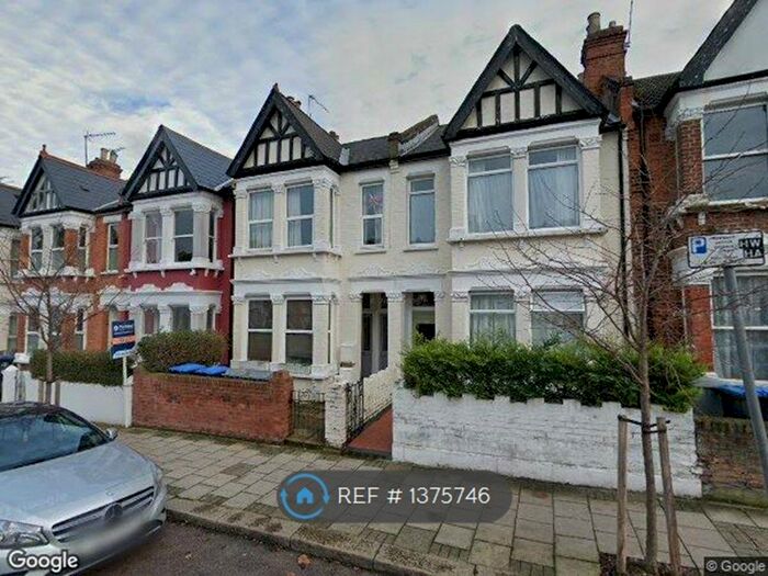 3 Bedroom Flat To Rent In St Johns Avenue, London, NW10