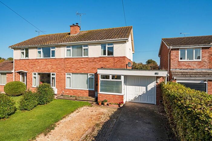 3 Bedroom Semi-Detached House For Sale In Madley, Hereford, HR2