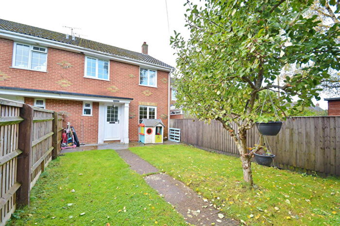 3 Bedroom End Of Terrace House For Sale In London Road, Postcombe, OX9