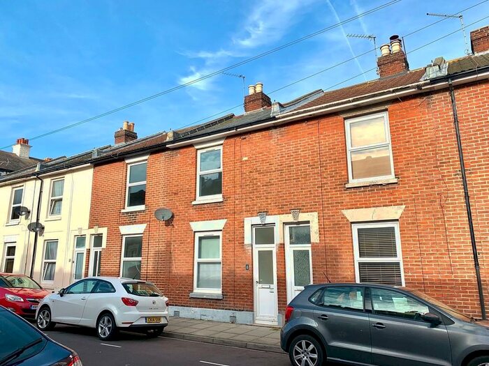 3 Bedroom Terraced House To Rent In Wisborough Road, Southsea, PO5