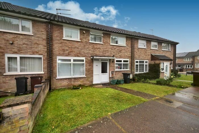 5 Bedroom Semi-Detached House To Rent In Hickory Avenue, Colchester, CO4