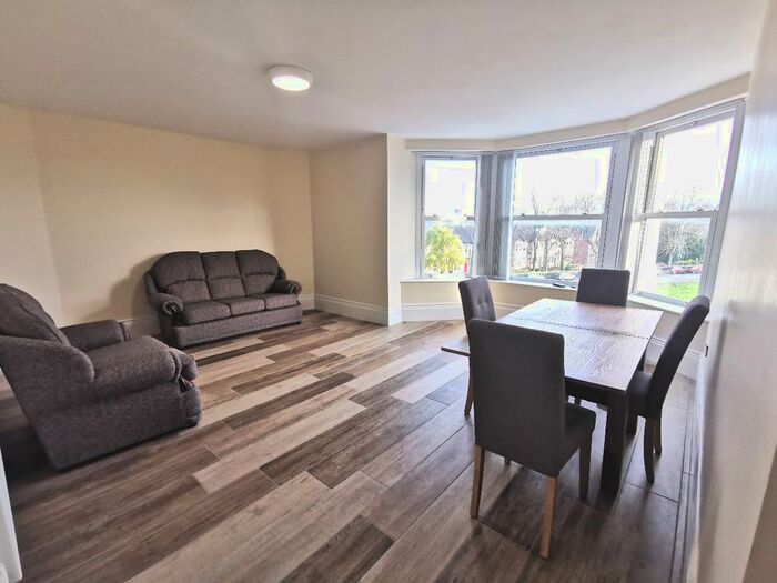 2 Bedroom Flat To Rent In Belle Grove Terrace, Newcastle Upon Tyne, NE2