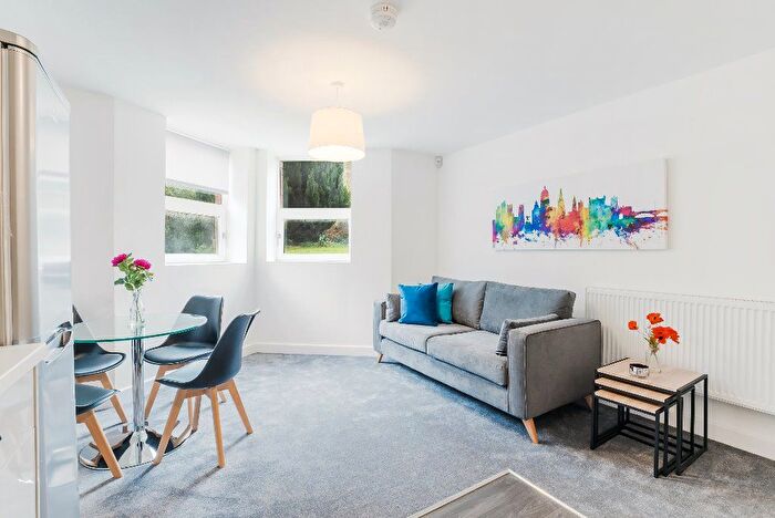 2 Bedroom Flat To Rent In All Saints Street, Nottingham, Nottinghamshire, NG7