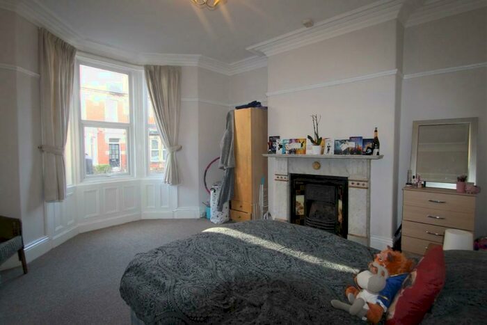 4 Bedroom Terraced House To Rent In (&#;pppw) Ripon Gardens, Newcastle Upon Tyne, NE2