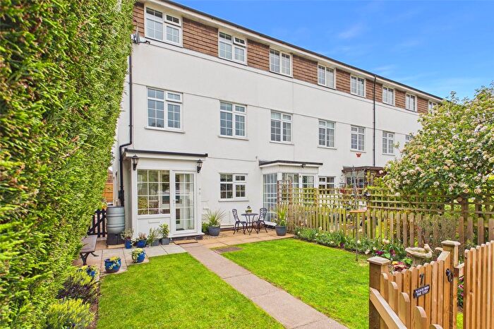 3 Bedroom End Terrace House For Sale In Over Ross Farm, Ross-On-Wye, Herefordshire, HR9