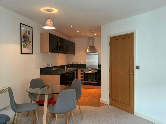 1 Bedroom Flat To Rent In George Street, Birmingham, Birmingham, B3