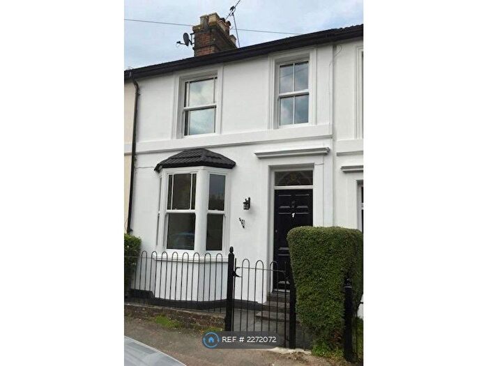 3 Bedroom Terraced House To Rent In Hardwicke Road, Reigate, RH2
