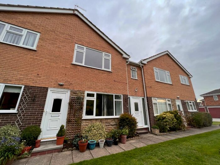 2 Bedroom Apartment To Rent In Old Town Lane, Formby, Liverpool, Merseyside, L37